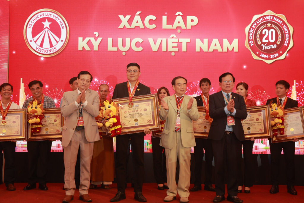 xac lap ky luc vietnam