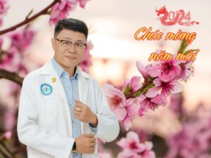 bác sĩ Lâm Quang Thư chúc Tết học viên